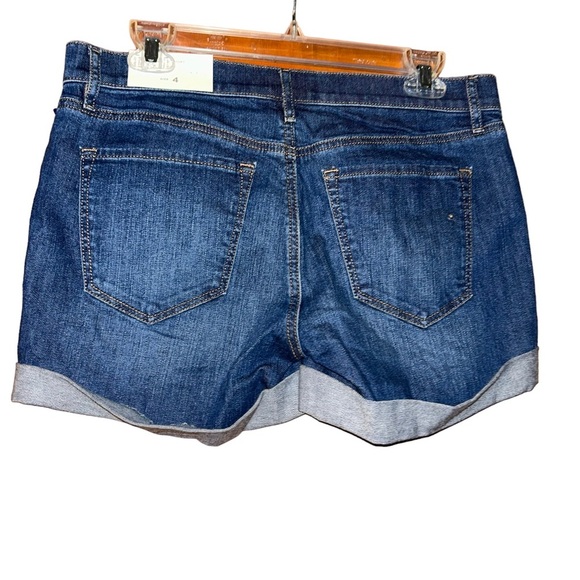 New Ann Taylor loft 4” denim jean cuffed shorts size 4 - Picture 4 of 4